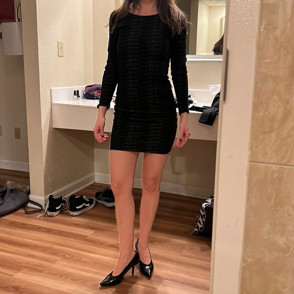 NWT H&M black dress size 4